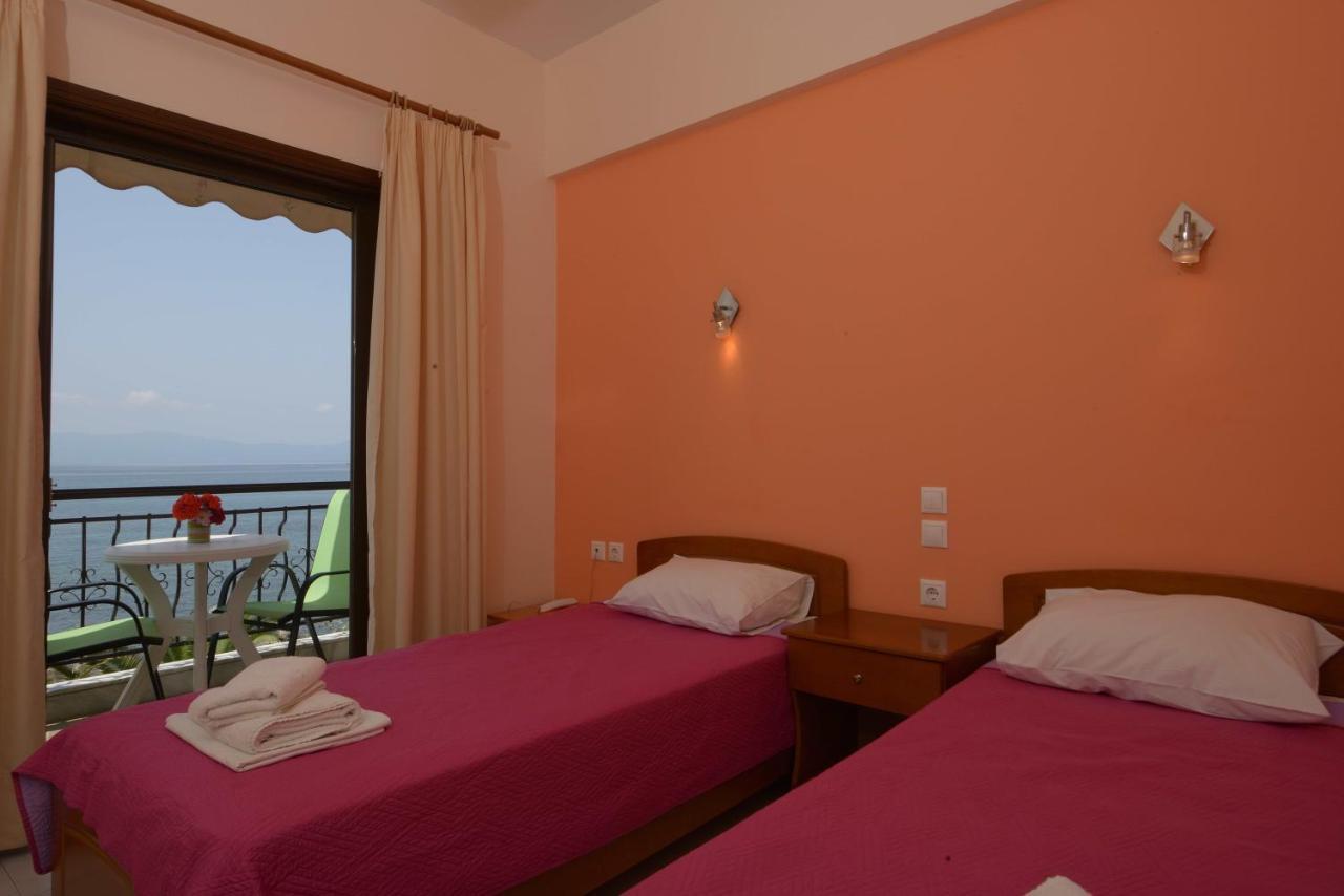 Hotel Akrogiali Ouranoupoli Extérieur photo