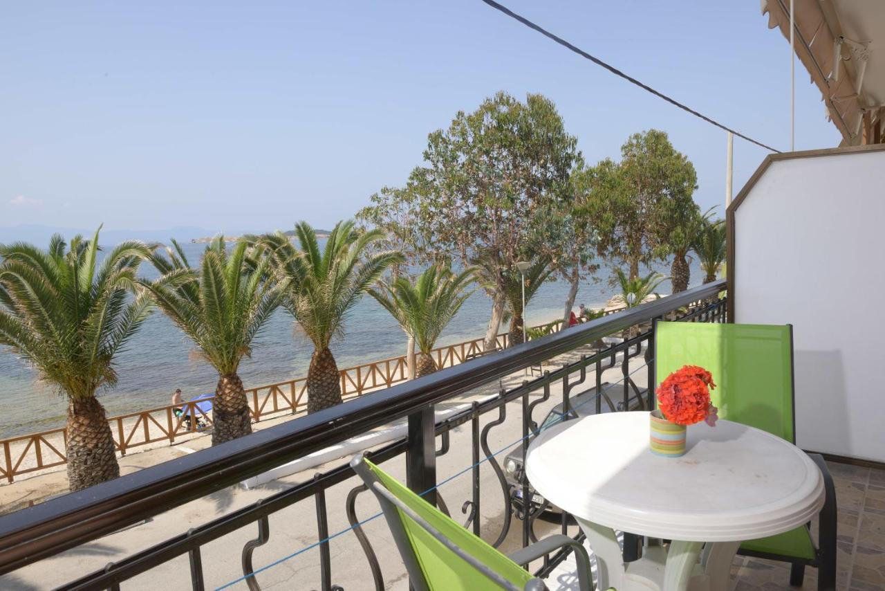 Hotel Akrogiali Ouranoupoli Extérieur photo