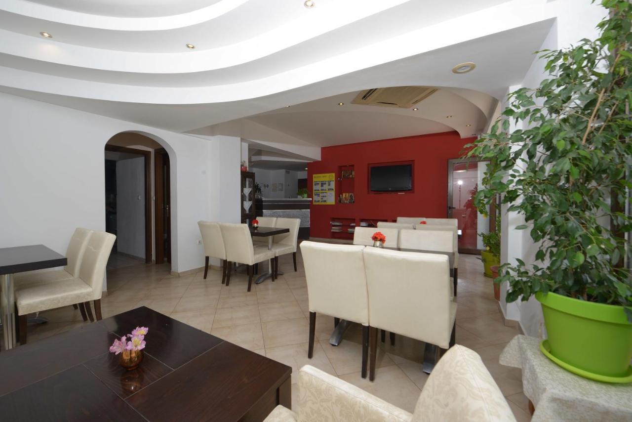 Hotel Akrogiali Ouranoupoli Extérieur photo