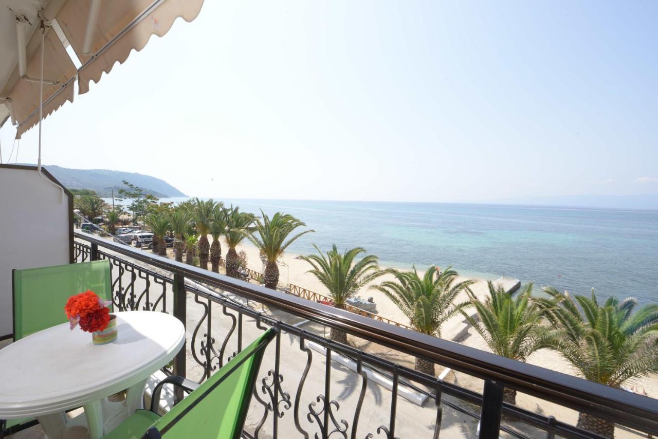 Hotel Akrogiali Ouranoupoli Extérieur photo